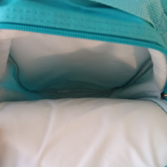 Yodo Backpack - Picture 5 of 8